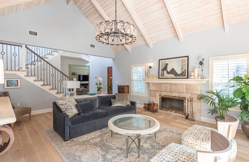 Tree Section House | Elegant Tree Section Manhattan Beach Family Home