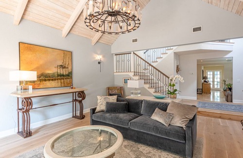 Tree Section House | Elegant Tree Section Manhattan Beach Family Home