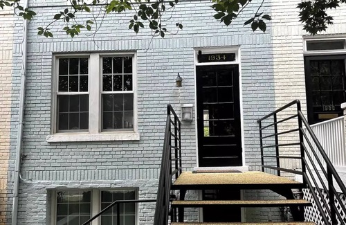 Burleith - Hillandale House | Elegant Two-bedroom Georgetown Home