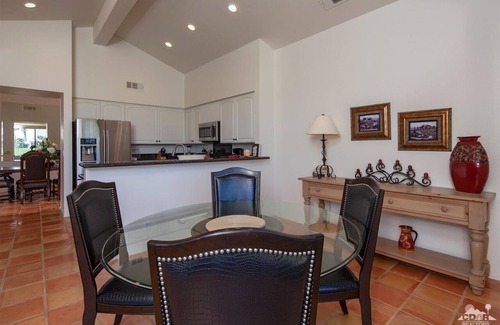 La Quinta Condo | Elegant updated 3 BD 3.5 BA 2400 Sq Foot condo 245304