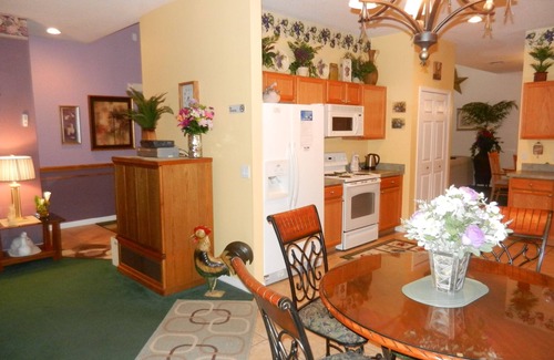 Davenport House | Elegant Urban Home in Disney Area, 6 BR, Pool and Spa