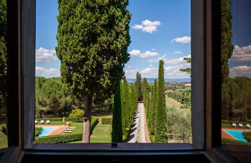 Lucignano Villa | Elegant villa with pool & private park in Lucignano