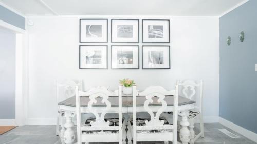 Dry Ridge House | Elegant Williamstown Home 5 minutes to Ark
