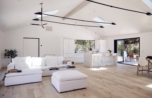 Sonoma House | Elegant Wine Country Getaway. Pool, HotTub. 5 minutes to Sonoma Plaza & wineries