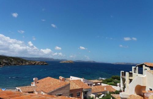 Capo Ferro Apartment | Elegante Appartamento vista mare I Delfini di Cala del Faro Porto Cervo Cala Granu