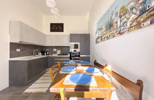 Rione VII Regola Apartment | Elegante Appartamento nel Cuore di Roma