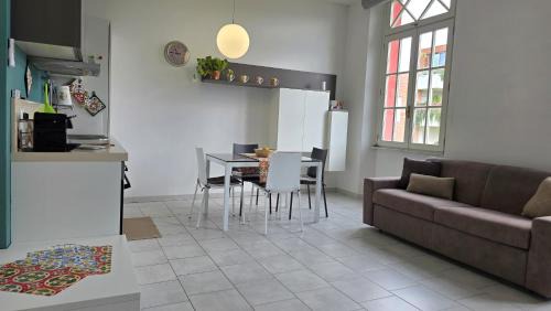 Calambrone Apartment | Elegante appartamento vicino al mare a Calambrone