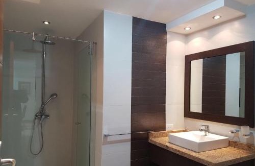 Quito Apartment | ELEGANTE SUITE CUMBAYA QUITO