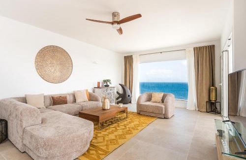 S'Algar Villa | Elegante villa en primera línea de mar en S Algar, Menorca