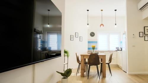 Esquilino Apartment | Elegantis Santa Croce Suite Apartment