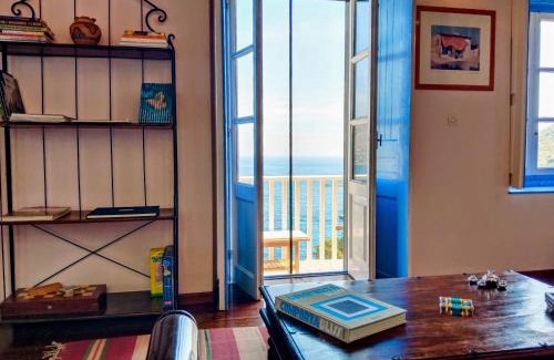 Leros House | ELEGEO rockhouse