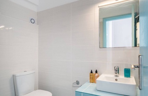 Livadi Hotel | Eleios Hotel Serifos