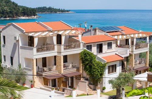 Chrisi Ammoudia Apartment | Elekon Apartments