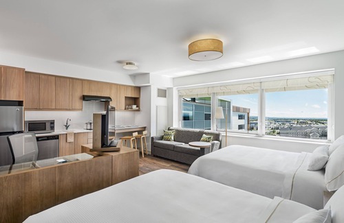 Calgary Hotel | Element by Westin Calgary Airport