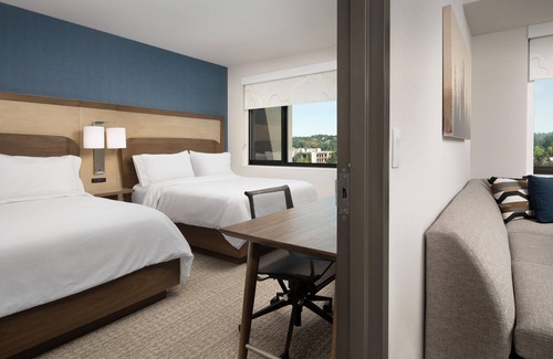Southcenter Hotel | Element Seattle Sea-Tac Airport