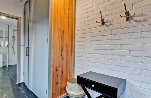 Goulburn House | "Elements of Goulburn" Entire 1 bedroom Apartment