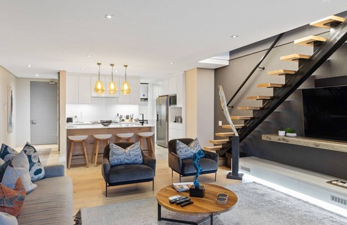 Three Anchor Bay Apartment | Elements on Battery - Two Bedroom Apartment, Sleeps 4
