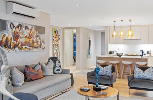 Three Anchor Bay Apartment | Elements on Battery - Two Bedroom Apartment, Sleeps 4