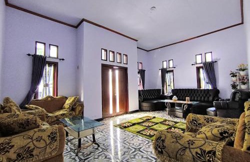 Ngadisari House | Elen Homestay by ABM