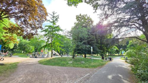 Duisburg City Center Apartment | ELENA flat Mohn Duisburg Zentrum