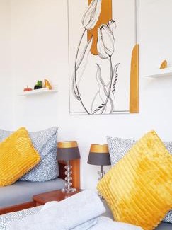 Duisburg City Center Apartment | ELENA flat Tulpe Duisburg Zentrum