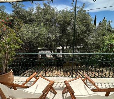 Lakones Apartment | Eleni's Guesthouse
