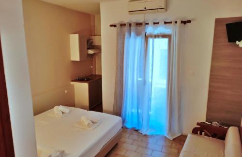 Skiathos Town House | Eleni's House Skiathos
