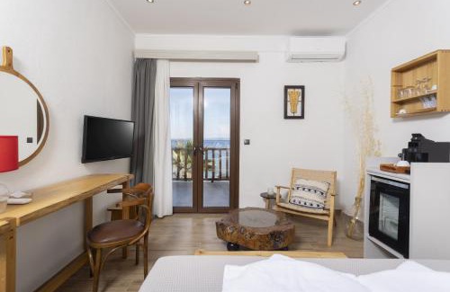 Pefkochori Apartment | Eleni's Sea View Adults only