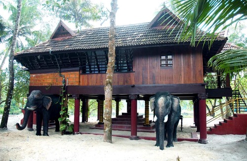 Cherthala House | Elephant Courtyard- A Heritage Homestay