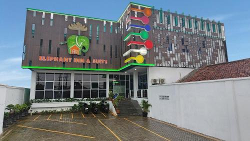 Bandar Lampung Hotel | Elephant Inn and Suite by Sajiwa