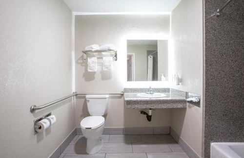 Inglewood Hotel | Elev8 Hotel Los Angeles, LAX