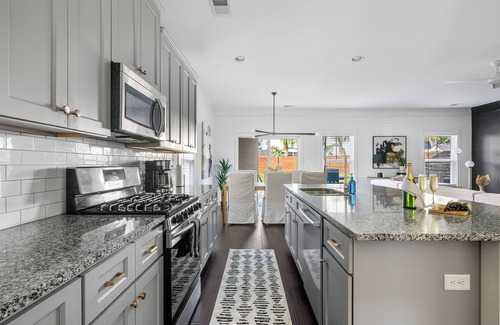 North Charleston House | Elevate Your Stay at Lifted Up: Park Circle Haven!