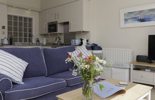 Salcombe Apartment | Elevated Coastal Escape | Breathtaking Views