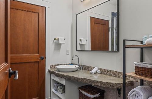 Canmore Apartment | Elevated Penthouse Condo managed by Little Sister Getaways