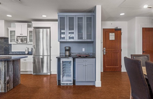 Canmore Apartment | Elevated Penthouse - Pool, Hot Tub & Relaxing Atmosphere!