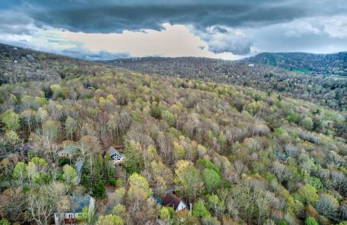 Charter Hills House | Elevation Escape