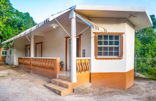 West End Apartment | Eleven30 Luxury Apartments Studio-1B near Negril's famous 7 mile Beach.