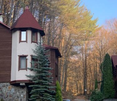 Turya Paseka Bed & Breakfast | Elf-cottage