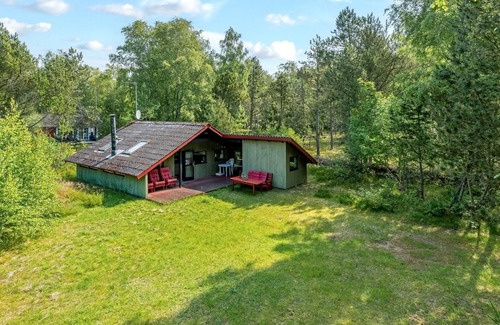 Læsø House | "Elfrieda" - 1.6km from the sea by Interhome