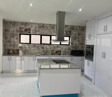 Walvis Bay Bed & Breakfast | Elilo Bed and breakfast