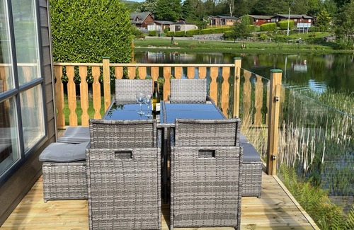 South Lakeland Leisure Village Cottage | ELIM, family friendly, with a garden in Tewitfield