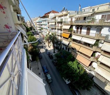 Patras Apartment | Elina's Spacious Apartment in Patras with private parking