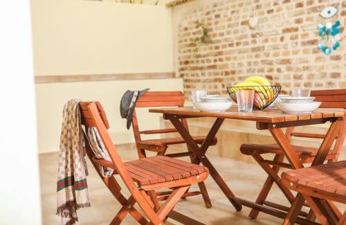 Corfu Town Apartment | Elisavet City Apartment with Veranda