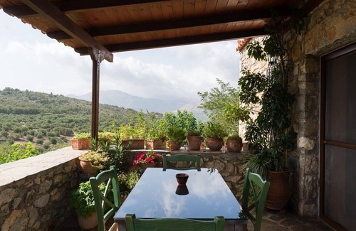 Karvelas House | Elise Cottage, Your Heavenly Paradise in Mani