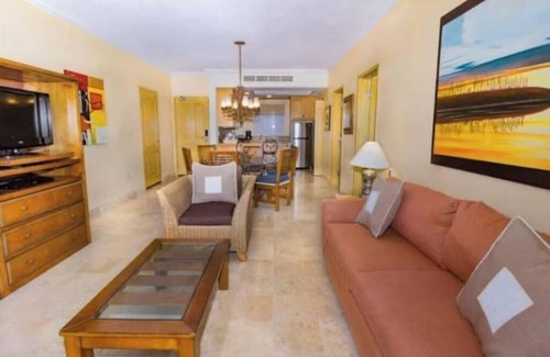 El Medano Ejidal Resort | Elite 1 Br Ocean-Facing Suite, Beautiful Villa Del Arco, Cabo San Lucas