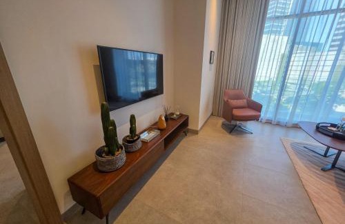 Manama Apartment | Elite 1BR Roka Lounge, Financial Harbour