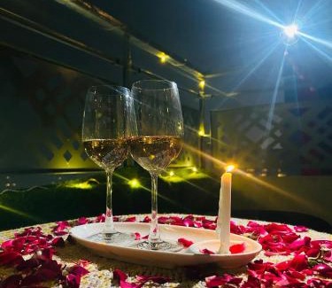 Greater Noida Bed & Breakfast | Elite Bnb