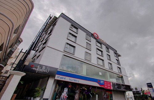 Ulsoor House | Elite Stays at Ulsoor Near Halasuru Metro Station
