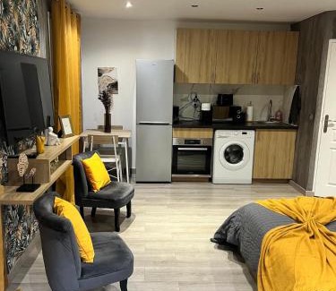 Parc-de-Montsouris Apartment | Elite studio 14