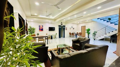 Wadgaon House | Elite Sunrise Villa